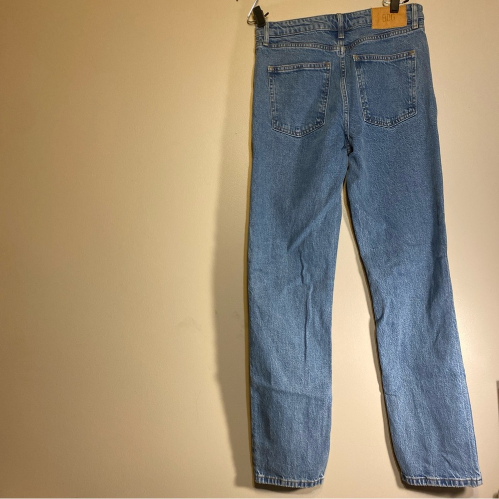 Urban Outfitters Laine Slim Straight‎ Med Wash High Rise Jeans 28/32
